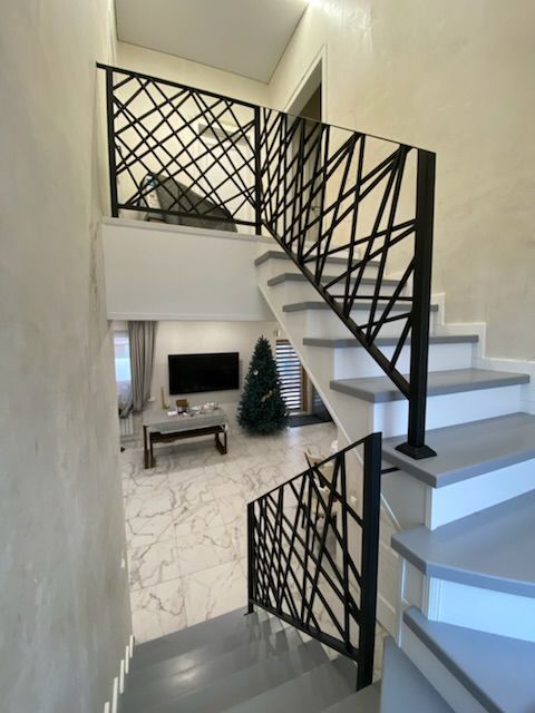 Перила, ограждения для лестницы