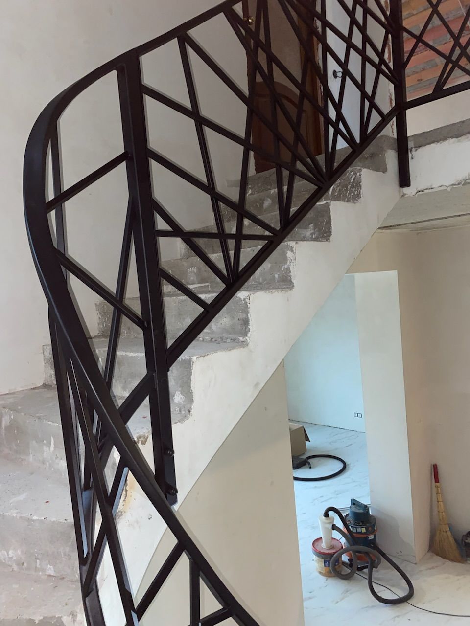 Перила, ограждения для лестницы