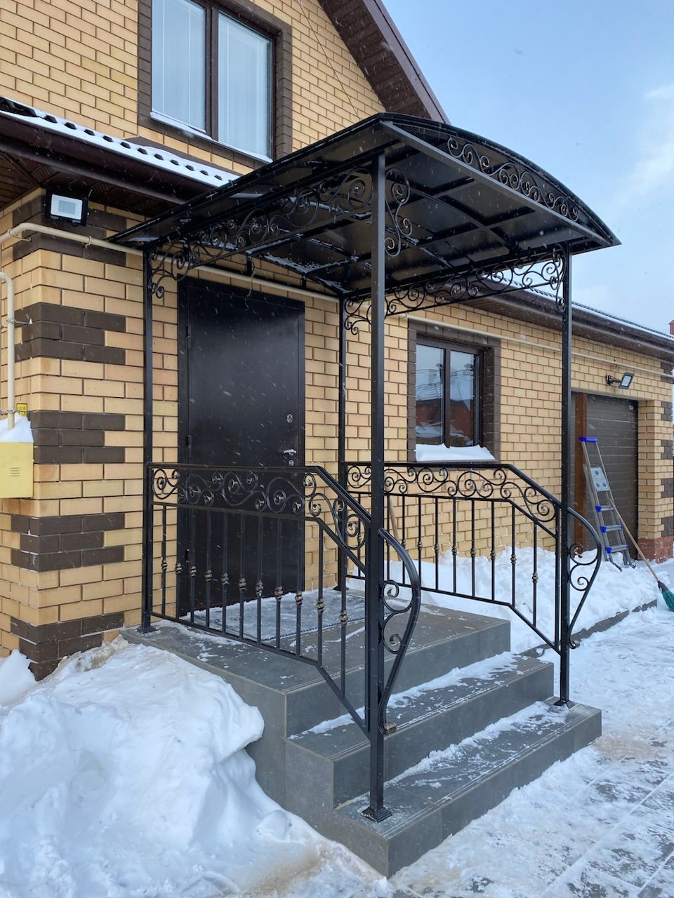 Перила, ограждения для лестницы