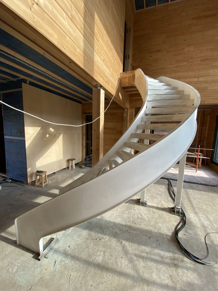 Лестницы из металла в дом