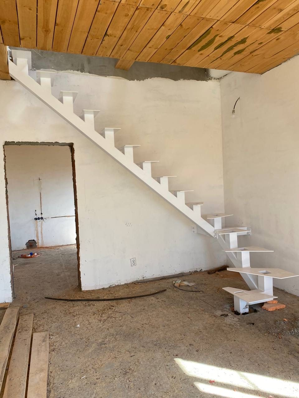 Лестницы из металла в дом