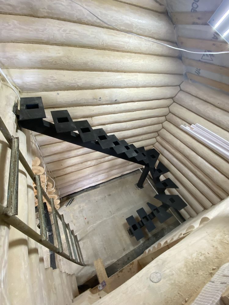 Лестницы из металла в дом