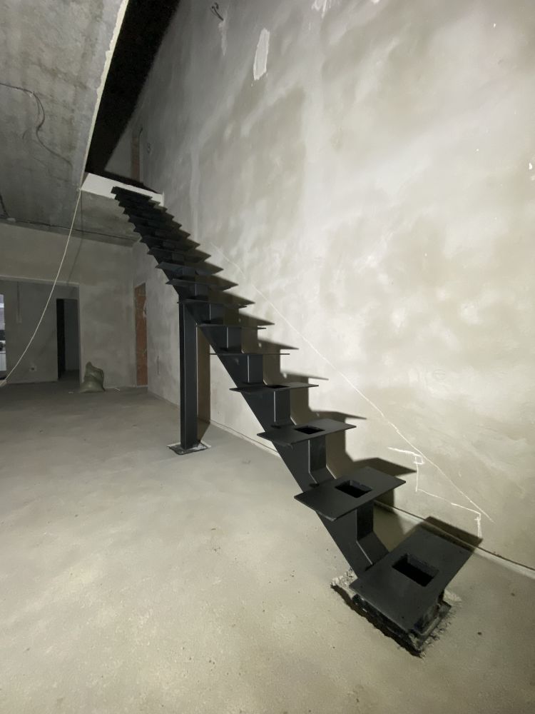 Лестницы из металла в дом