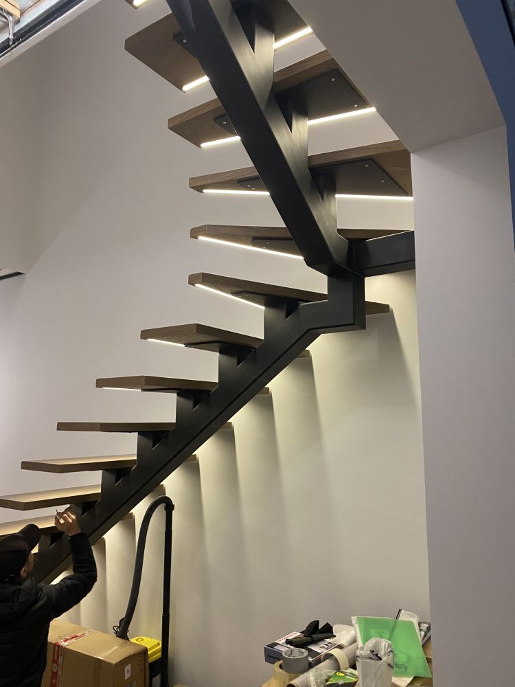 Лестницы из металла в дом