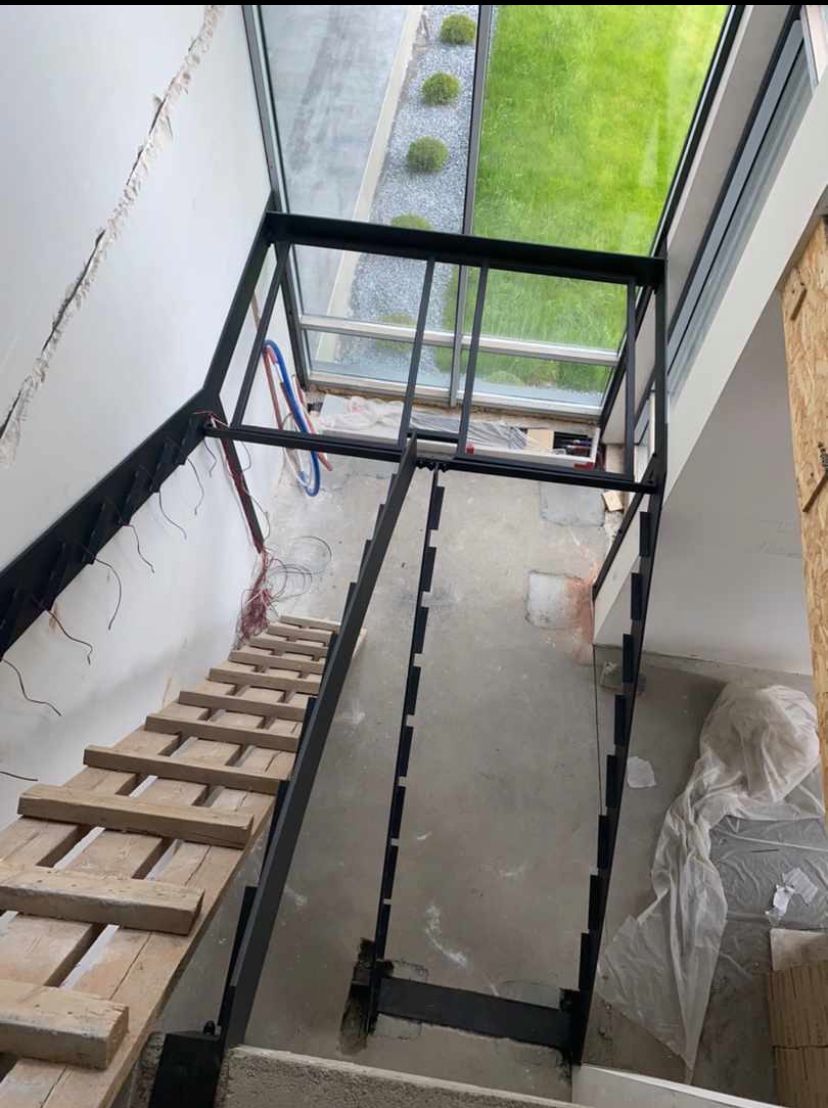 Лестницы из металла в дом
