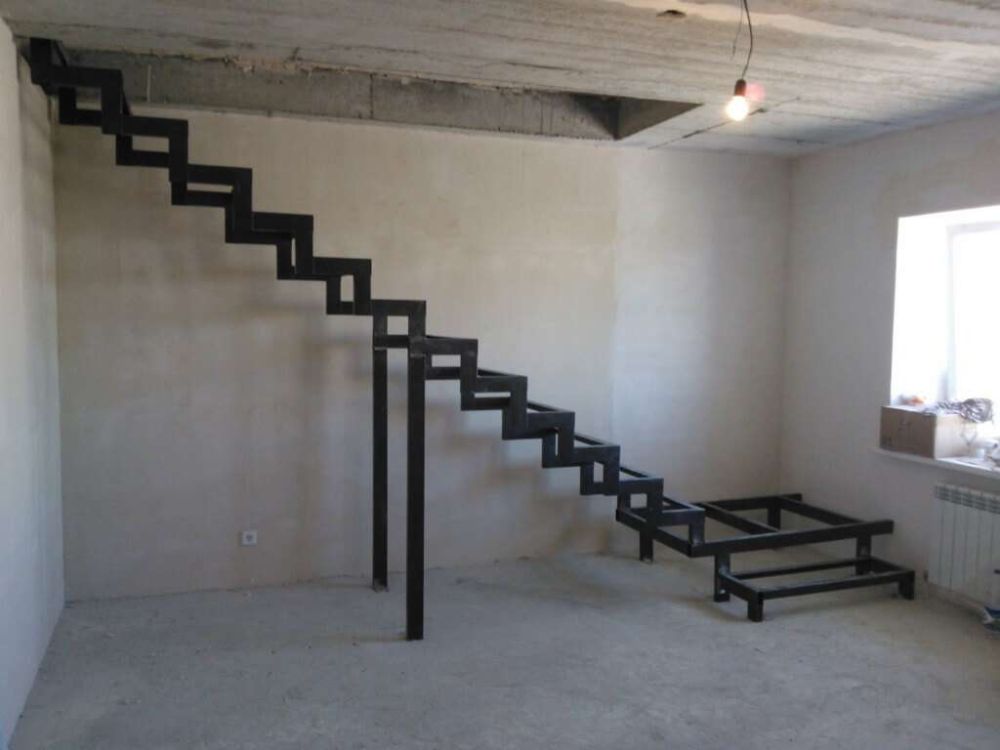 Лестницы из металла в дом