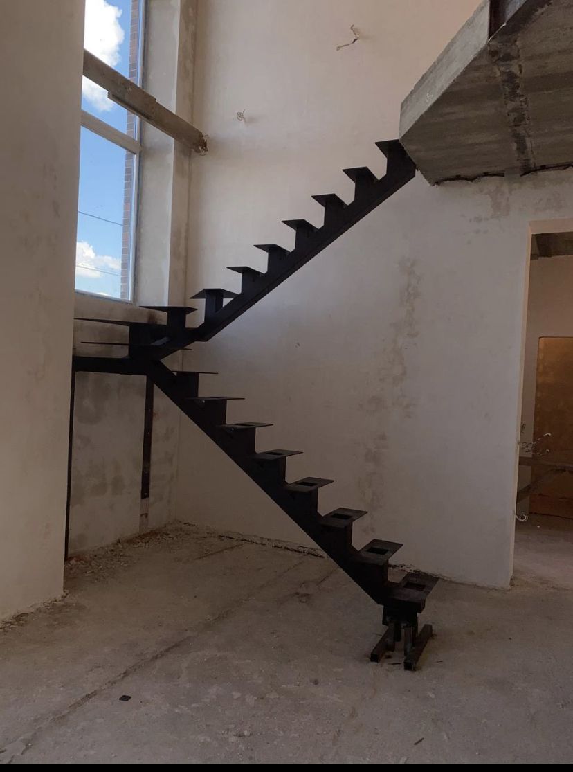 Лестницы из металла в дом