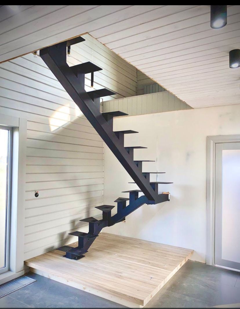 Лестницы из металла в дом