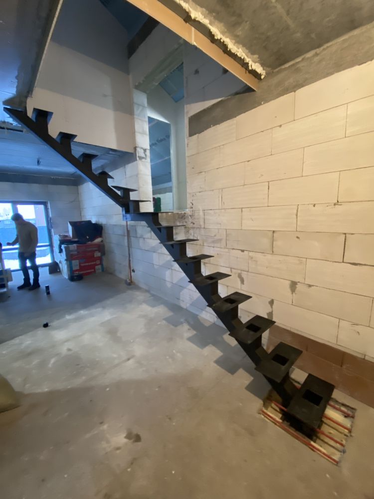 Лестницы из металла в дом