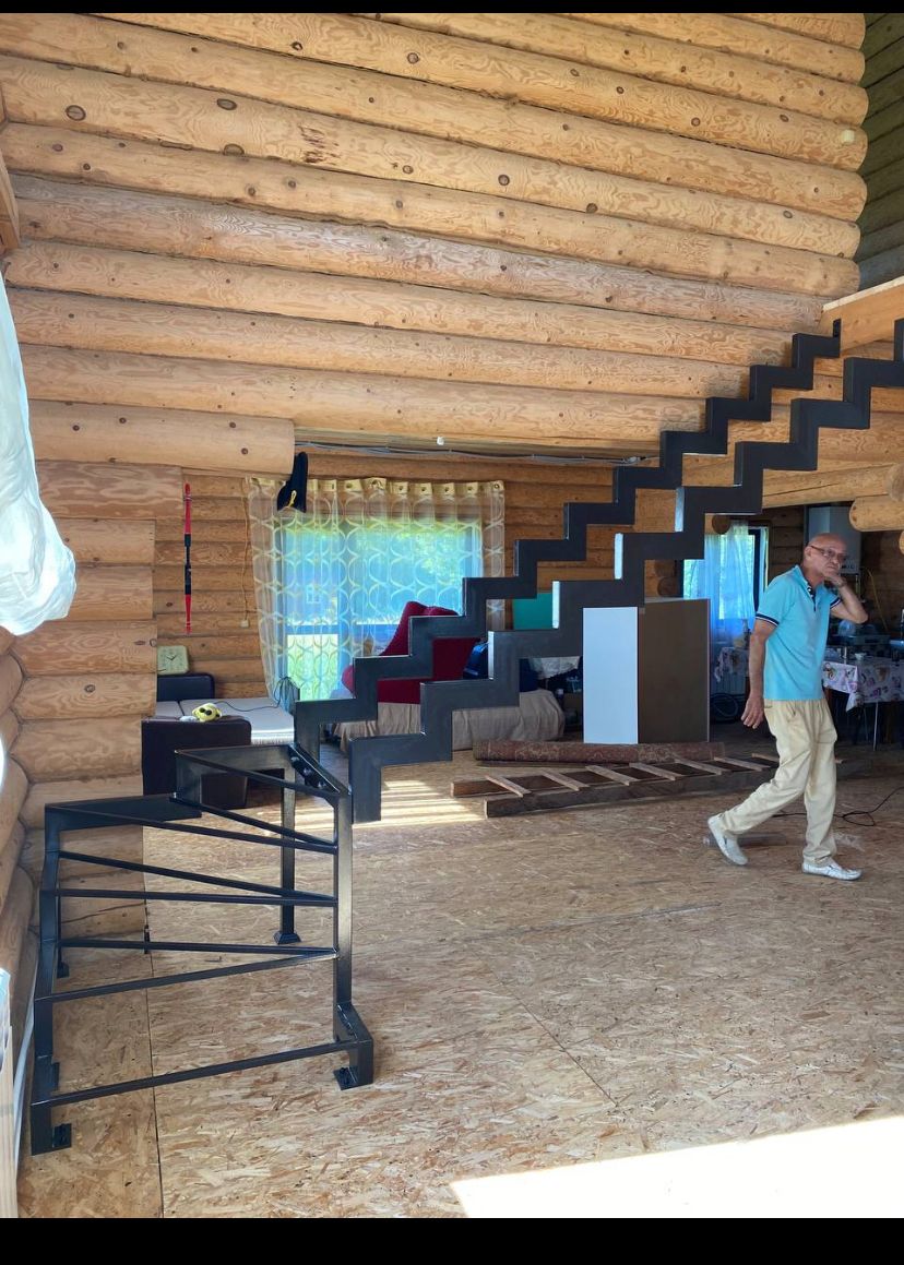 Лестницы из металла в дом