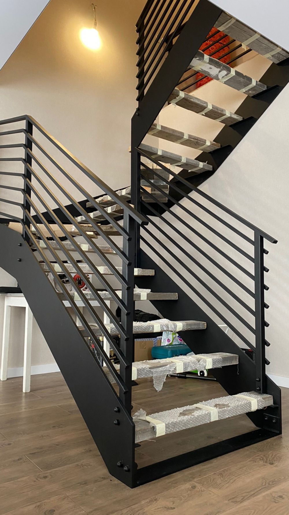 Лестницы из металла в дом