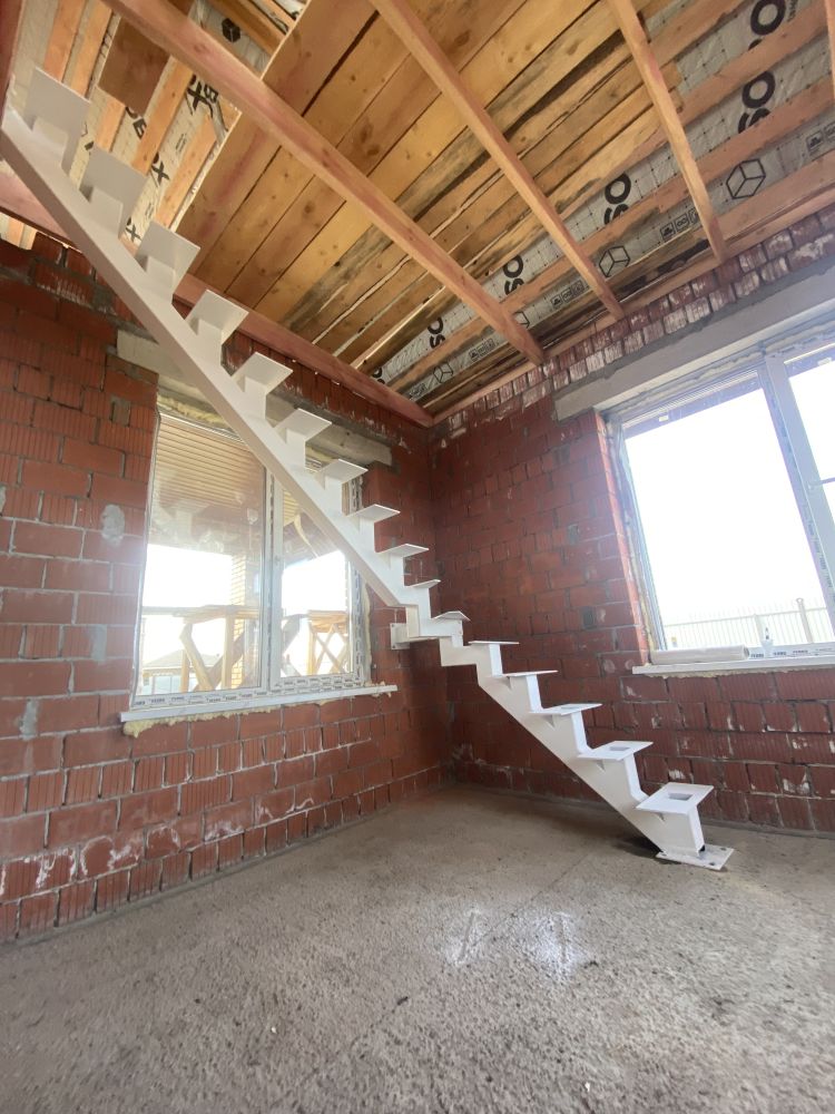 Лестницы из металла в дом