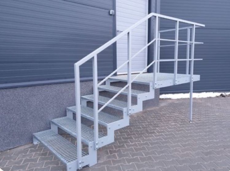 Лестницы из металла в дом