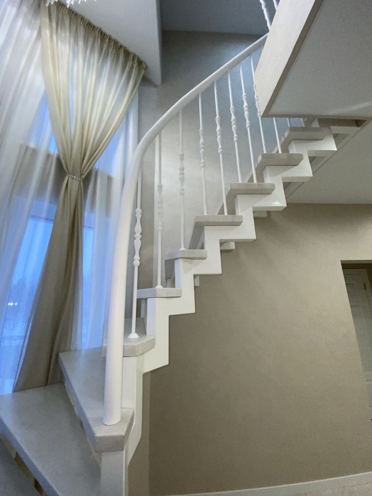 Лестницы из металла в дом