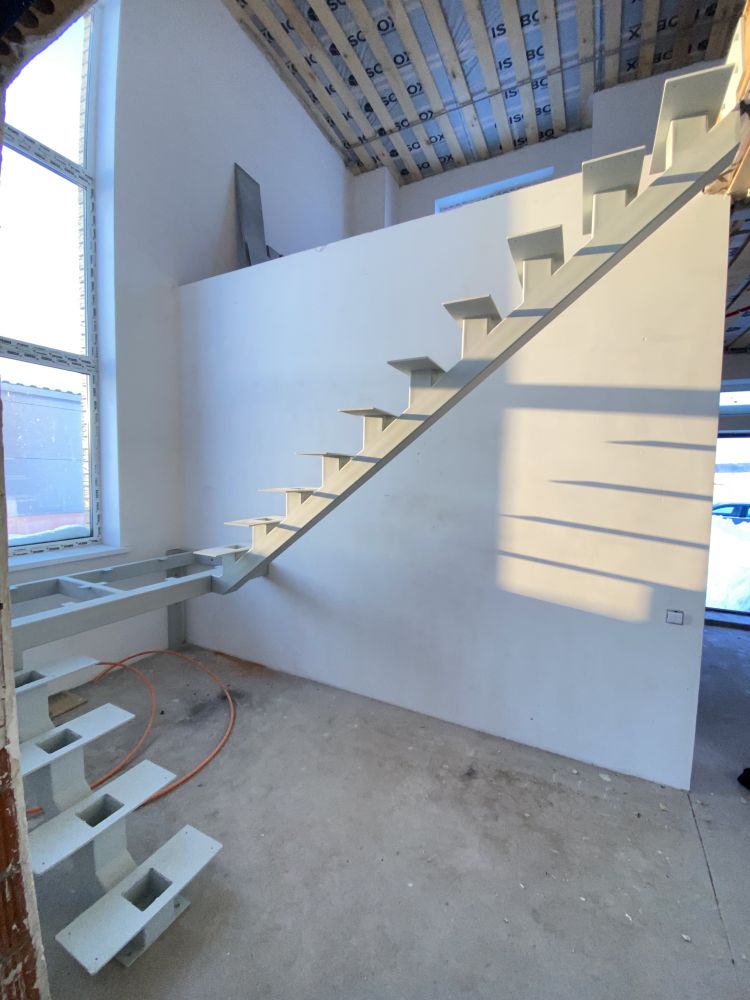 Лестницы из металла в дом