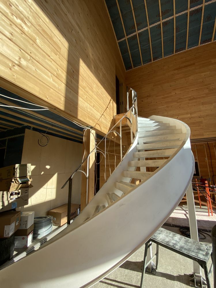 Лестницы из металла в дом