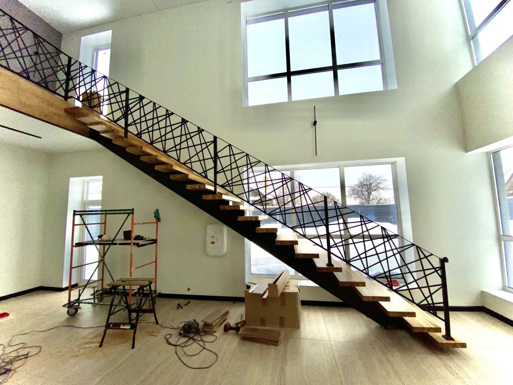 Лестницы из металла в дом