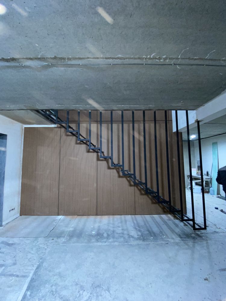 Лестницы из металла в дом