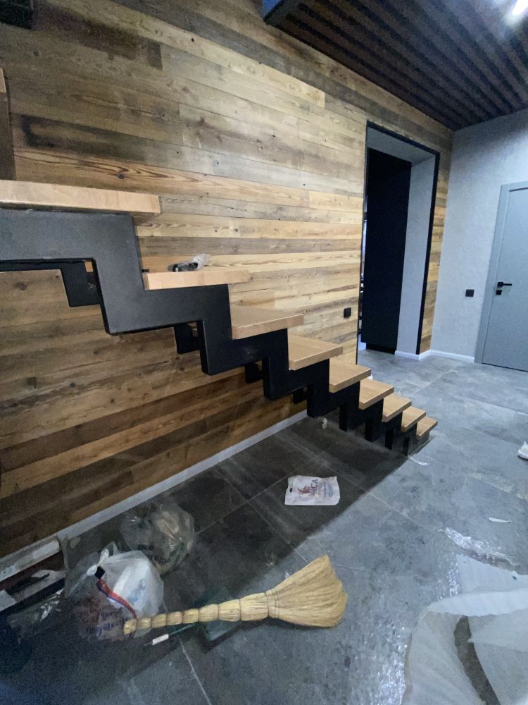 Лестницы из металла в дом