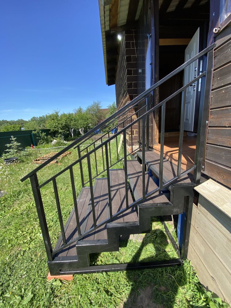 Лестницы из металла в дом