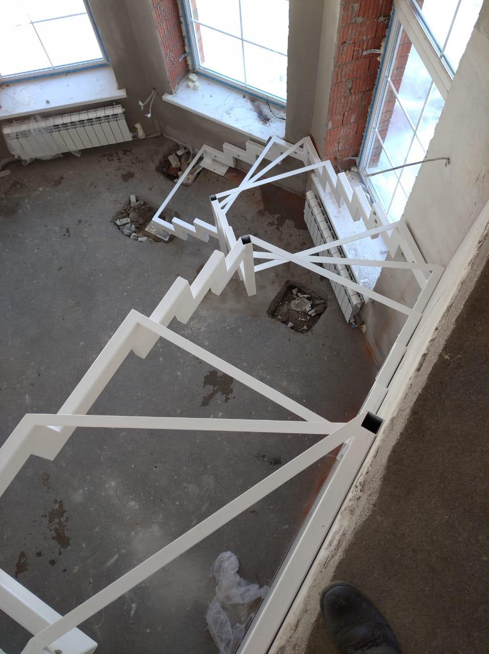 Лестницы из металла в дом