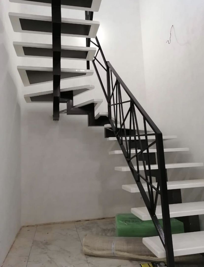 Лестницы из металла в дом