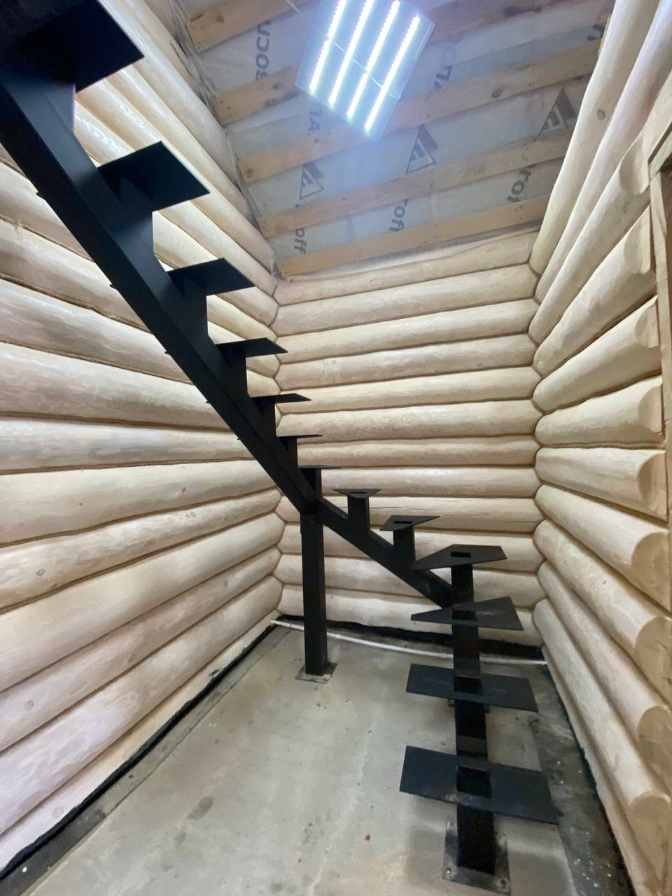 Лестницы из металла в дом