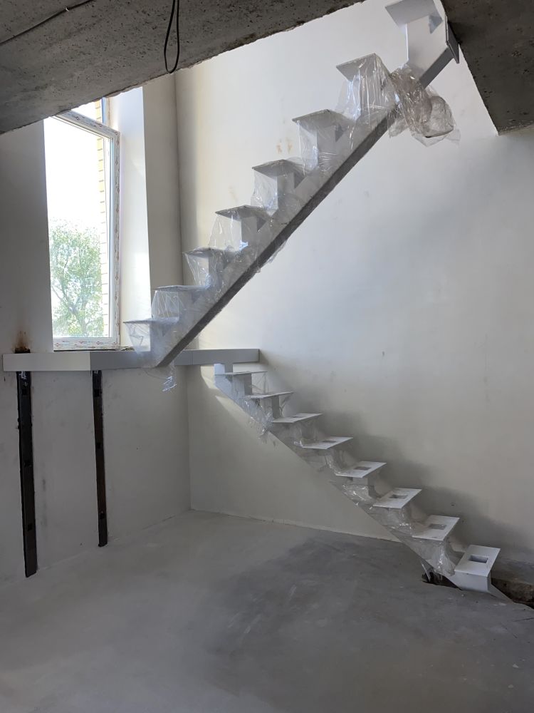 Лестницы из металла в дом