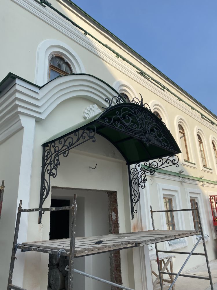 Козырьки, навесы