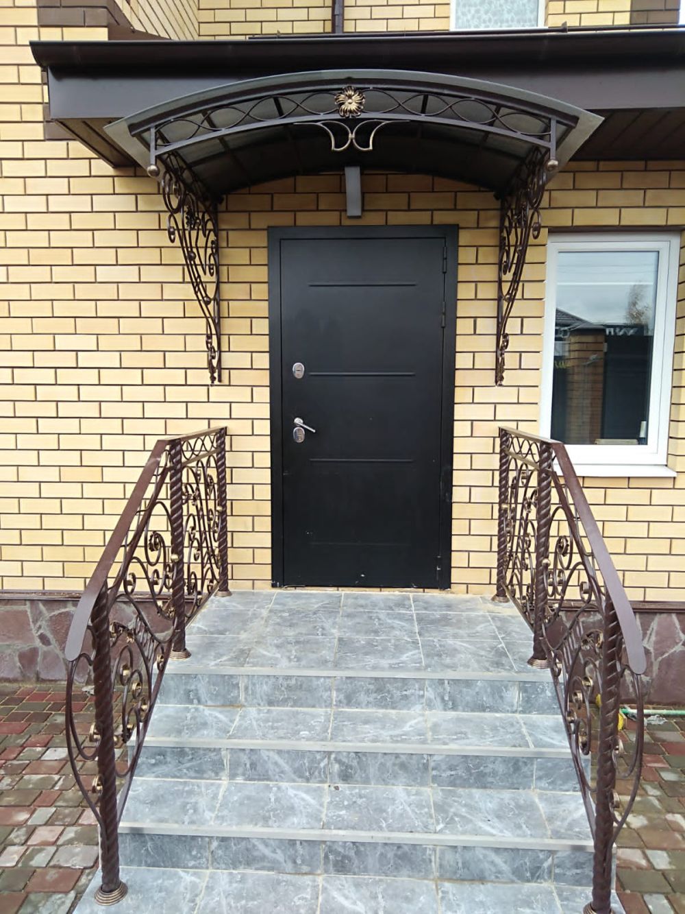 Козырьки, навесы