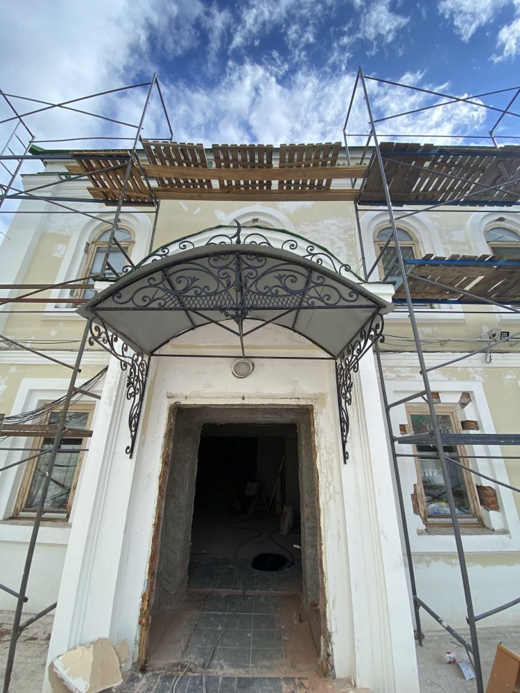 Козырьки, навесы