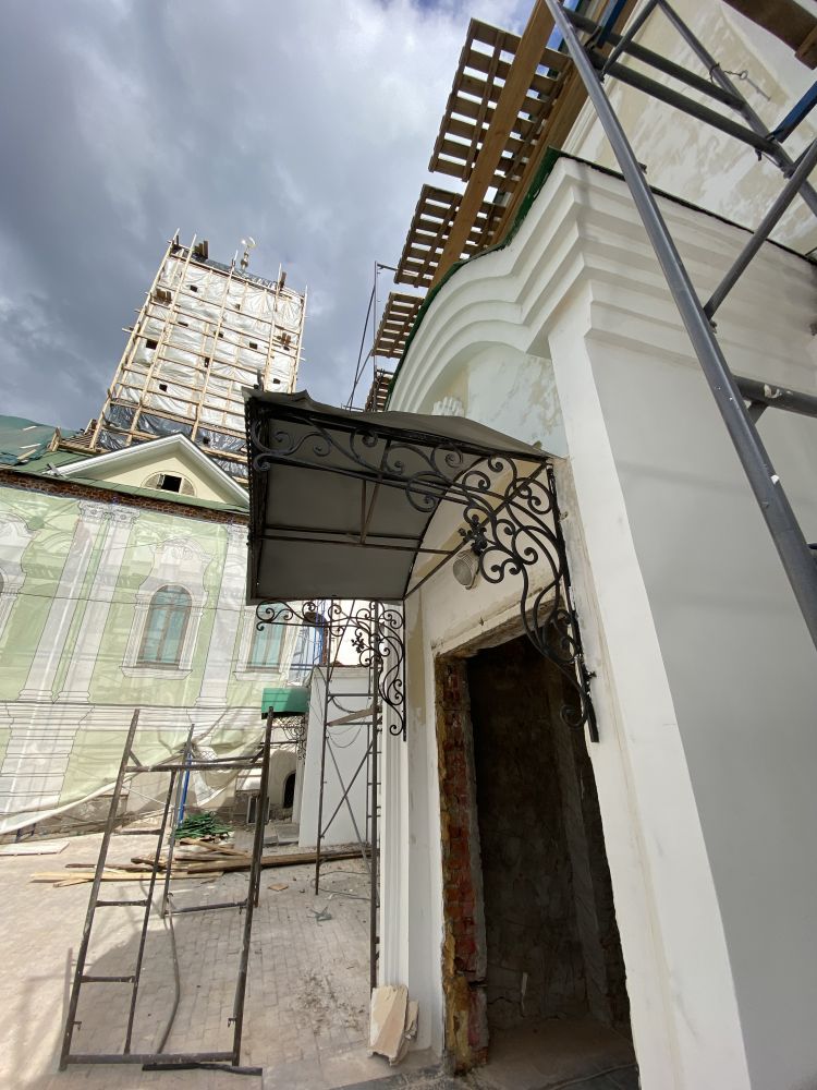 Козырьки, навесы