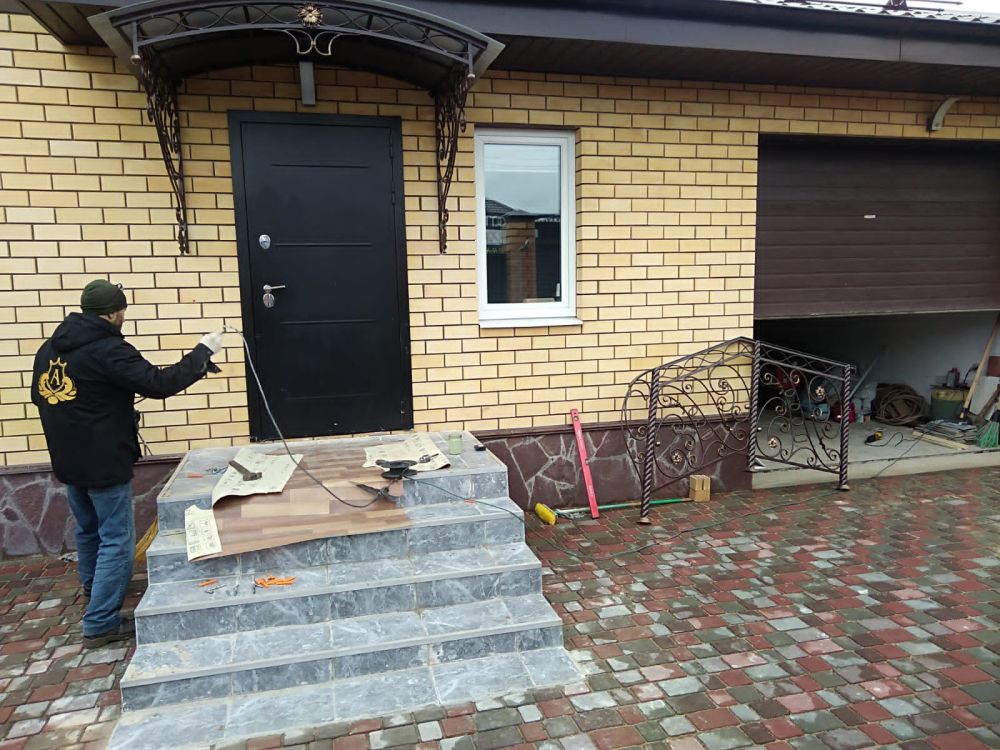 Козырьки, навесы